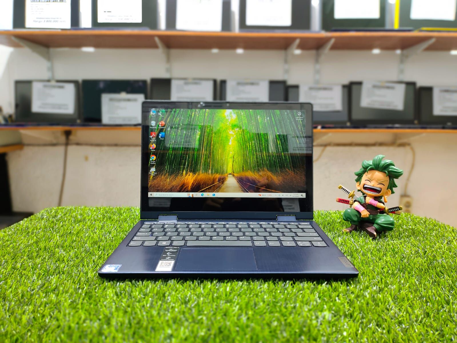 LENOVO IDEAPAD FLEX 3 Intel Celeron N4020 (Ram 4GB/SSD 256GB NVMe) Intel UHD 600 Touchscreen