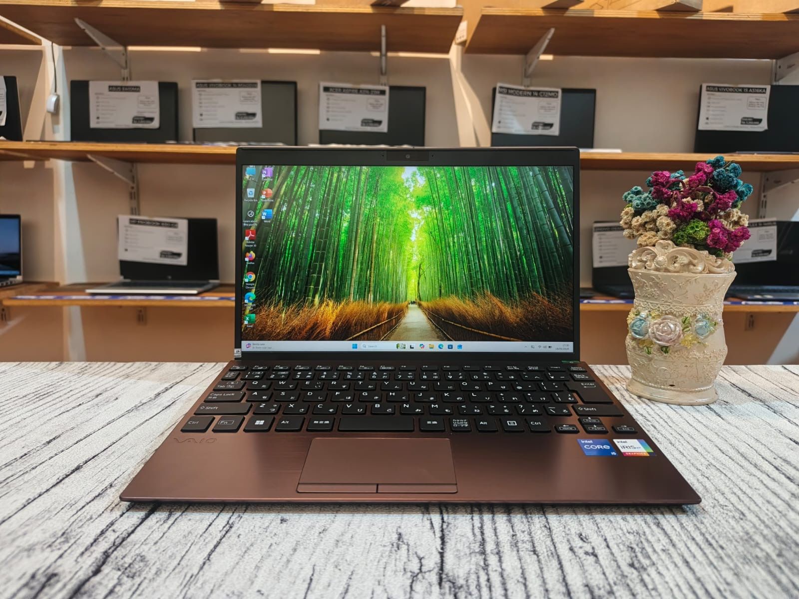 SONY VAIO VJPJ21 Intel Core i5-1135G7 (Ram 16GB / SSD  256GB NVMe) Intel Iris Xe Graphics